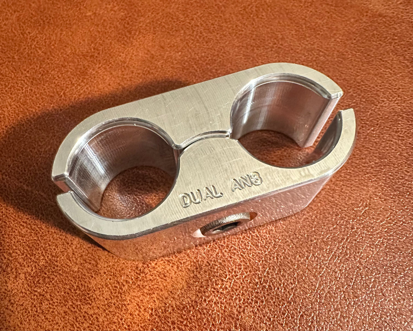 Dual AN8 Fuel Line Clamp